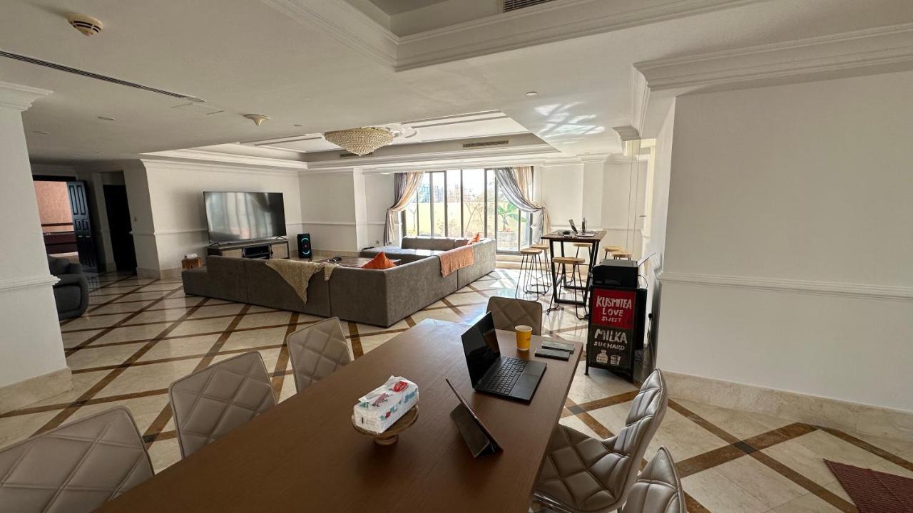 Neyar Beach Vibes - The Penthouse Albergue Dubái Exterior foto